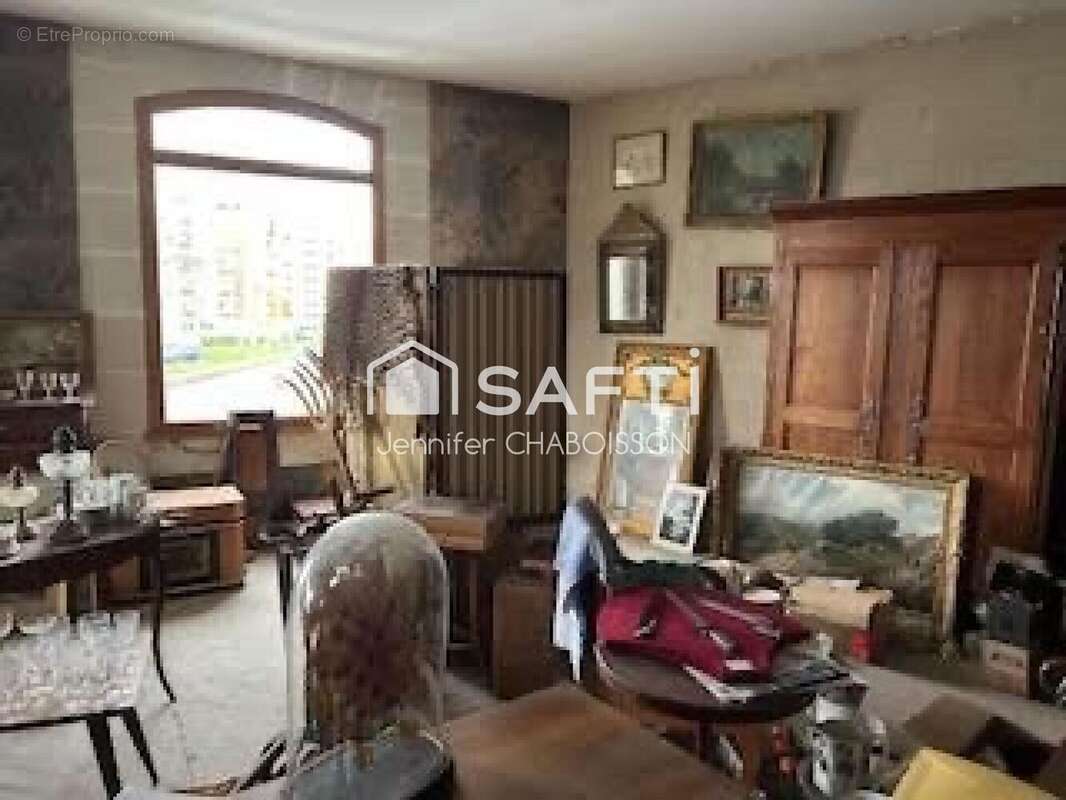 Photo 6 - Commerce à CHATELLERAULT