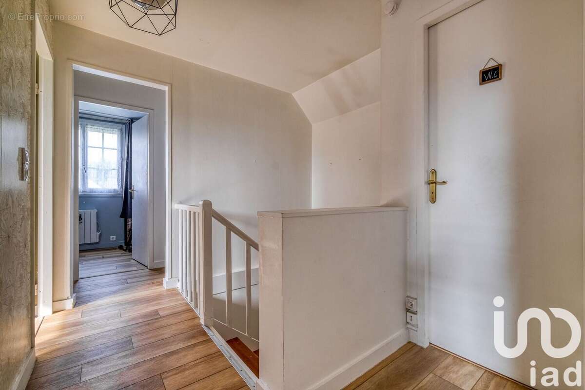 Photo 8 - Maison à FERRIERES-EN-BRIE