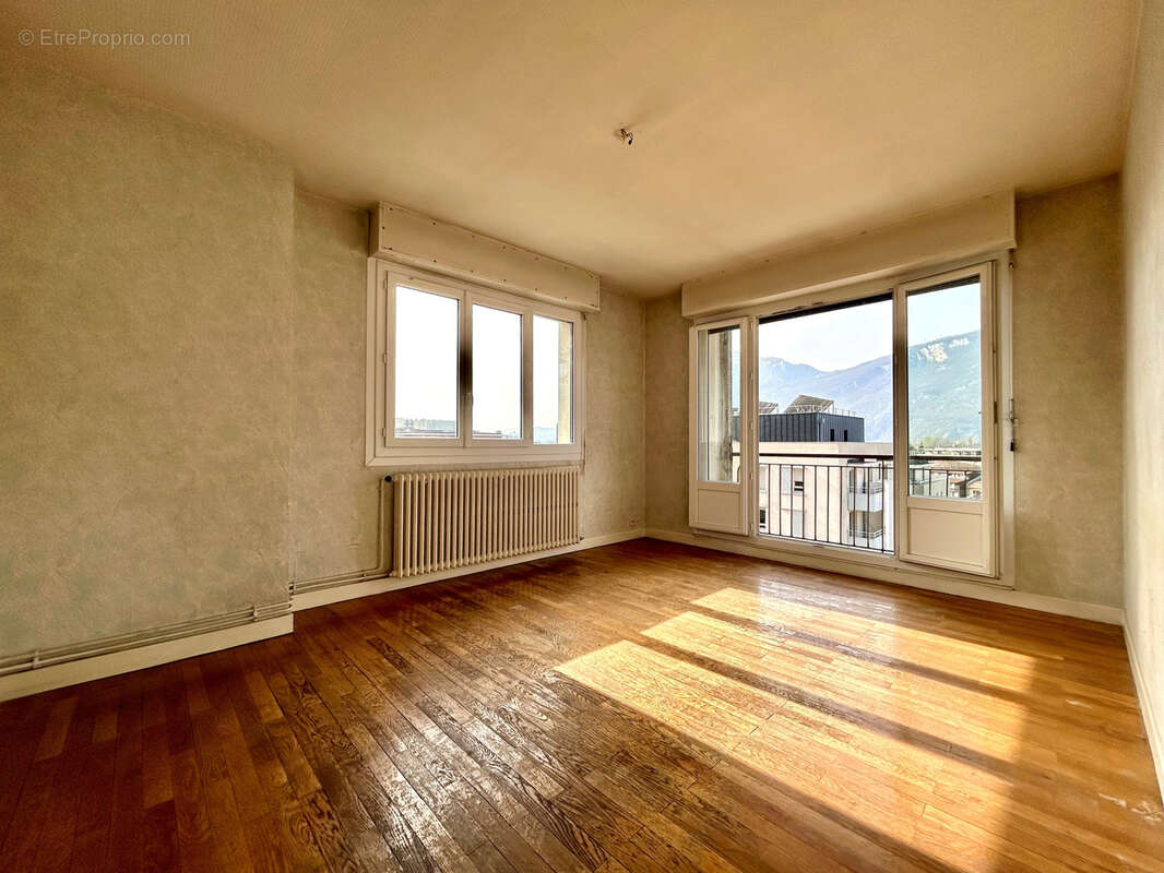 Appartement à SAINT-MARTIN-LE-VINOUX
