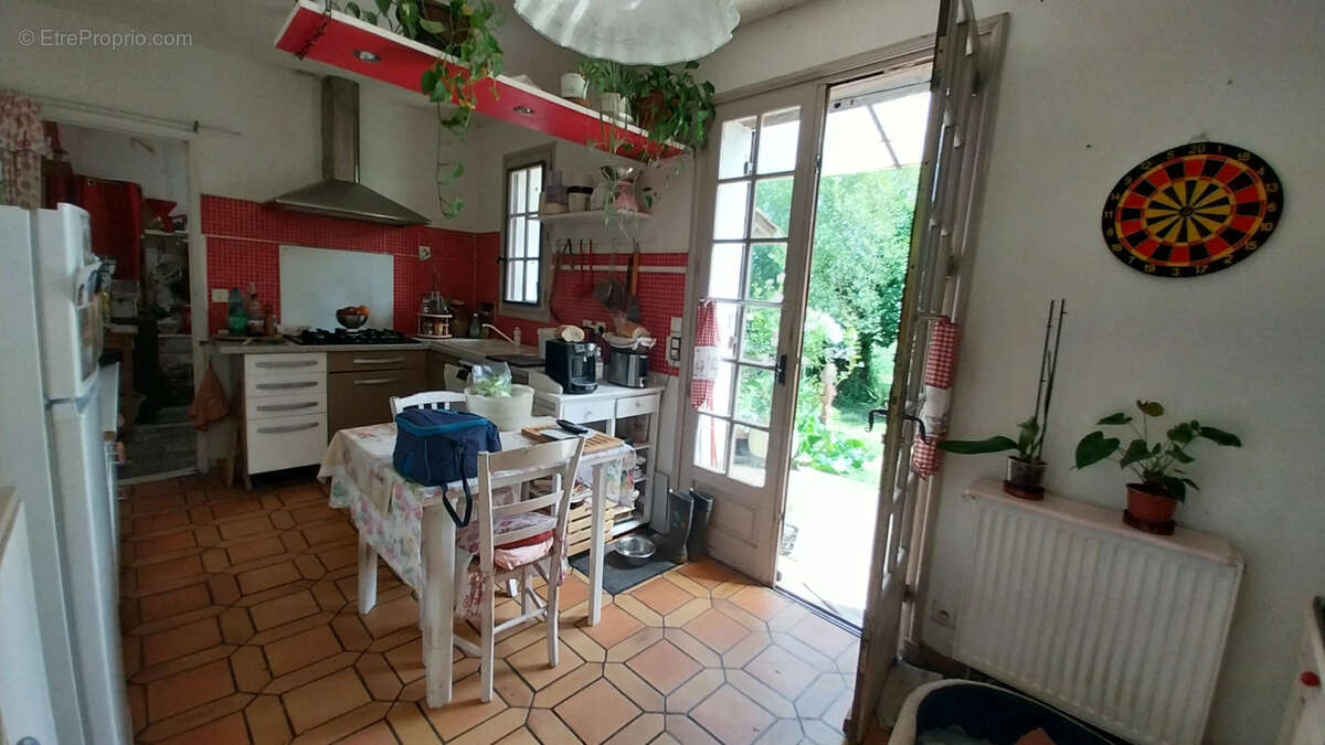Maison à SAINT-PIERRE-DE-COLE