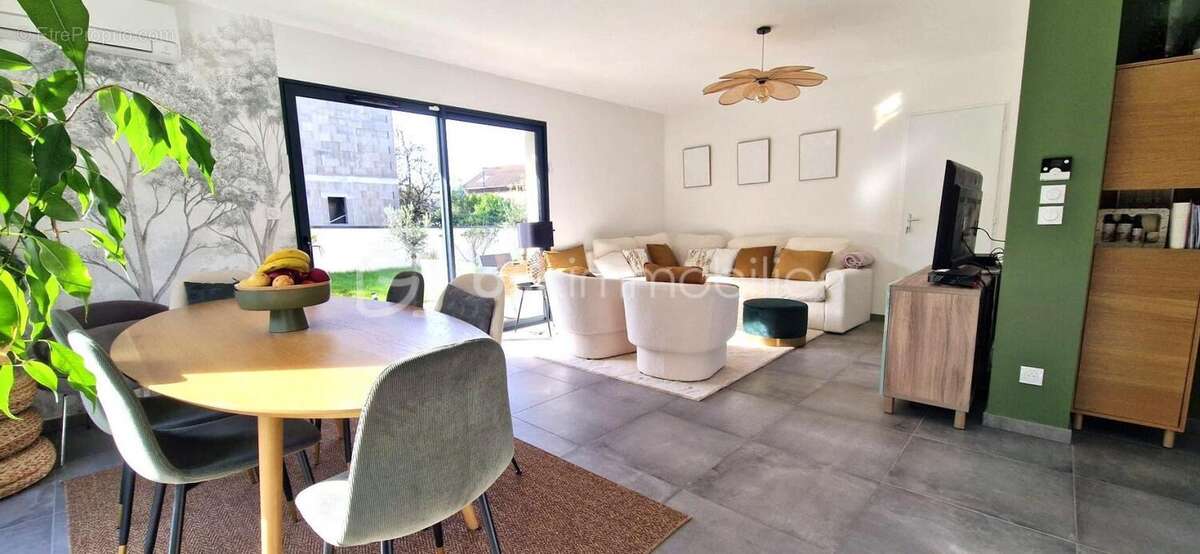 Maison à VILLARD-BONNOT