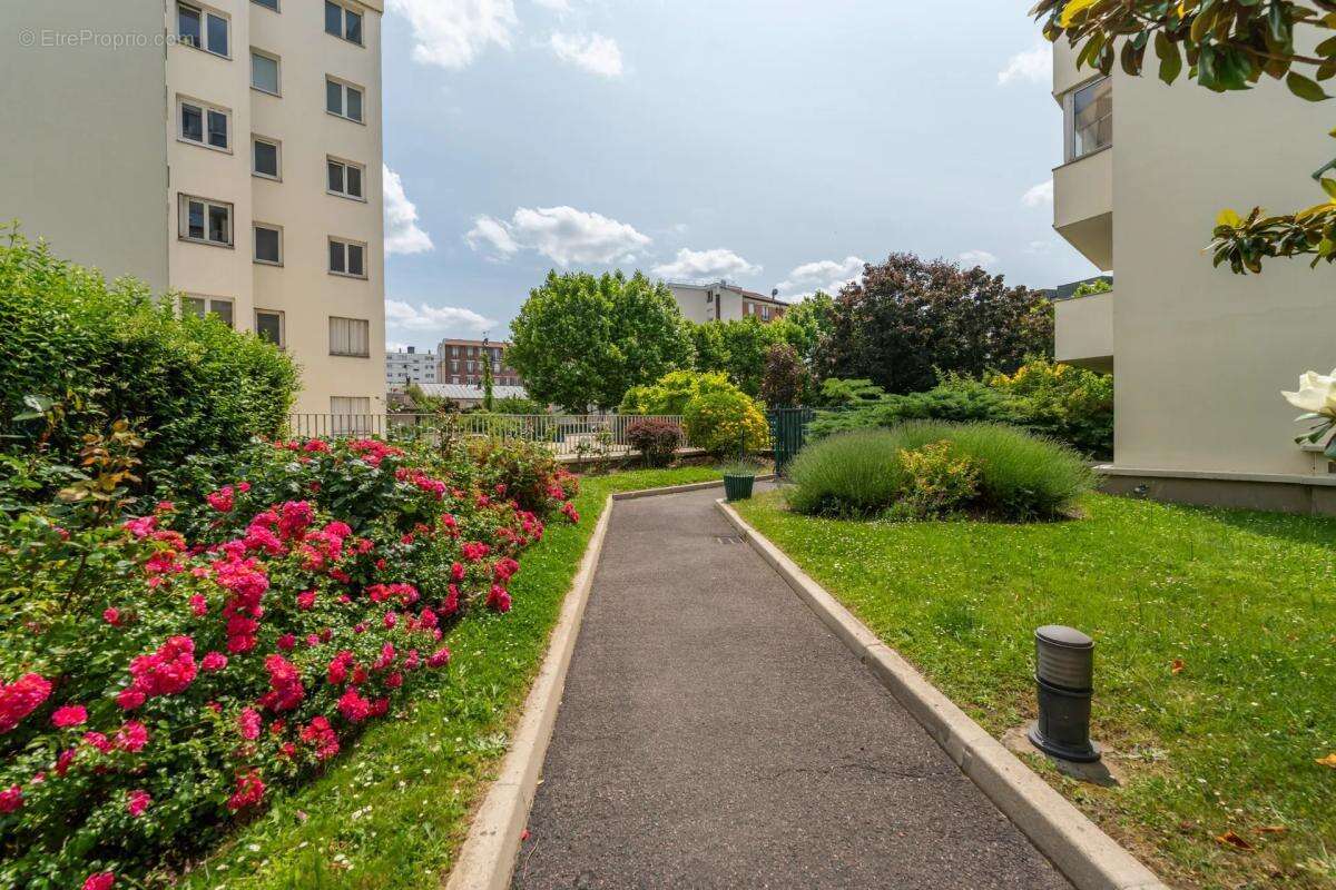 Appartement à ASNIERES-SUR-SEINE