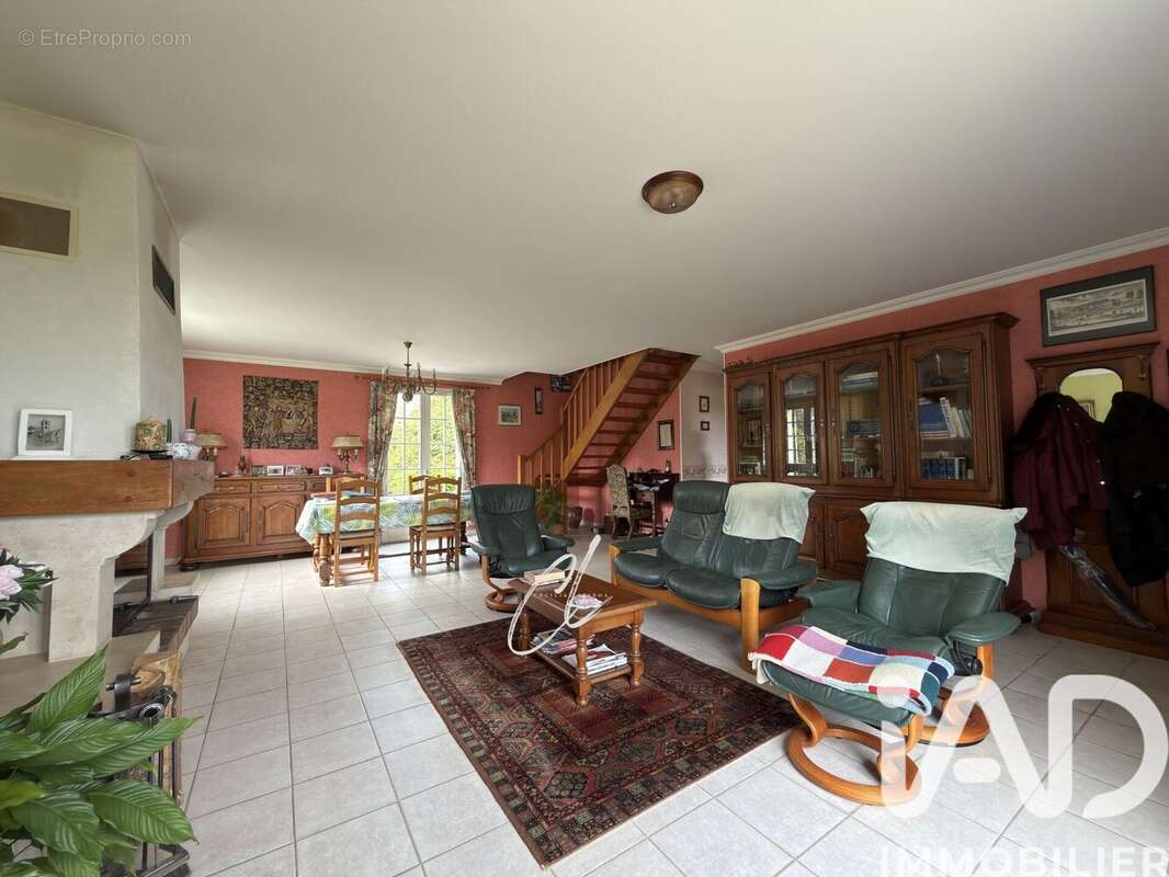 Photo 2 - Maison à DOMATS