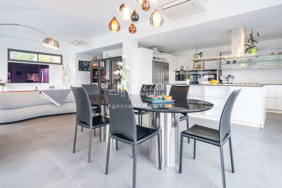 COUP DE COEUR THOIRY - Villa lumineuse avec vue Mont Blanc - photo 7