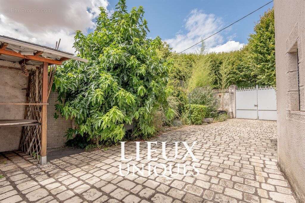 Lieux uniques ® x propriétés privées ® maison de maitre de 115 m², cour, garage 35 m² beaugency cent - photo 15