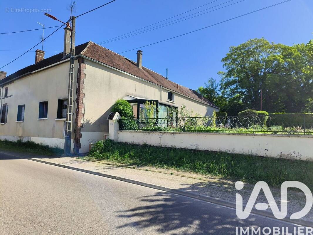 Photo 1 - Maison à CHAILLEY