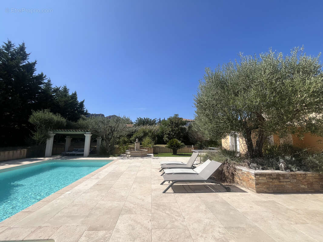 Maison à ROQUEBRUNE-SUR-ARGENS