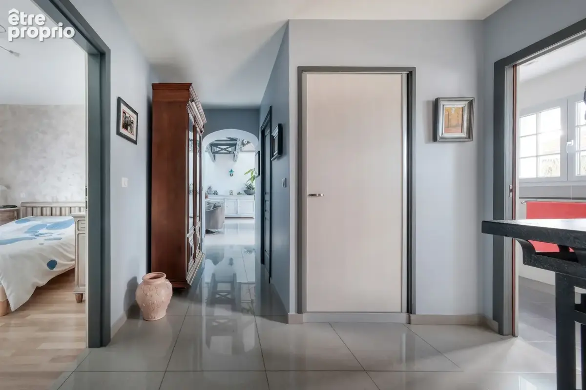 Maison indivdiuelle de plain pied - 210m2 - 5 chambres - dpe c - photo 16