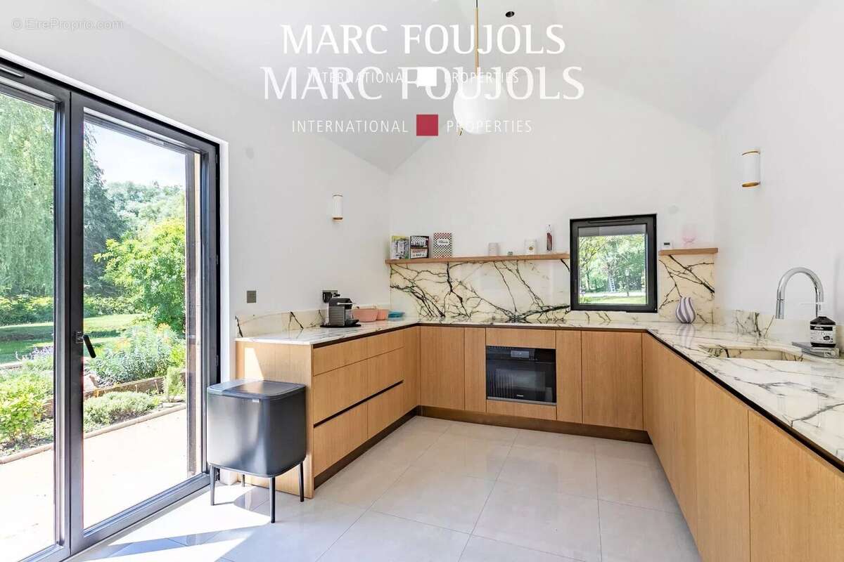 Maison à FONTAINE-CHAALIS