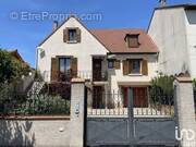 Maison à LE BLANC-MESNIL