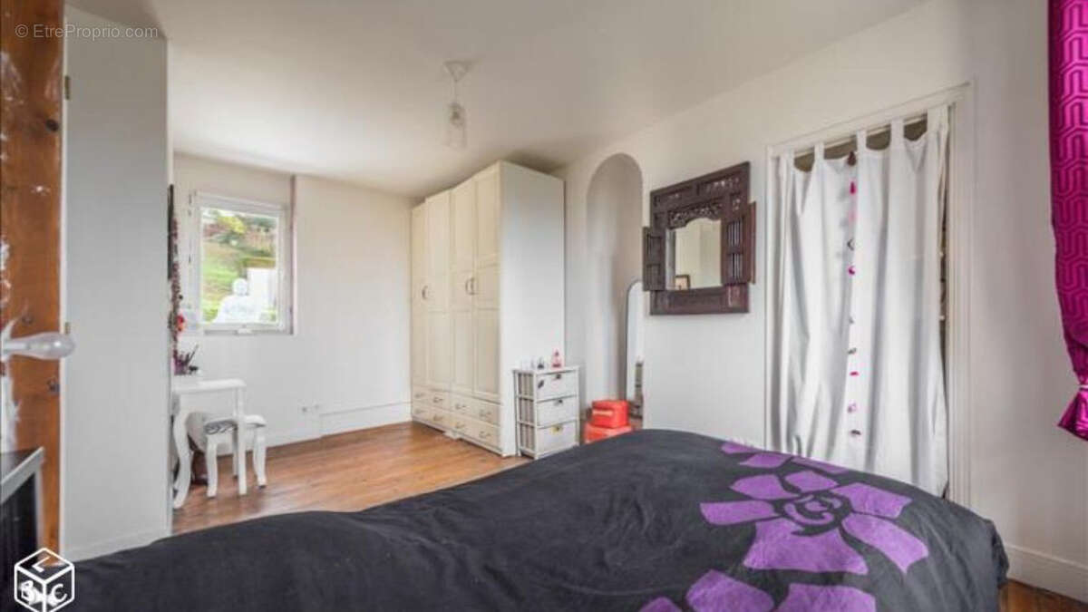 Appartement à AUVERS-SUR-OISE