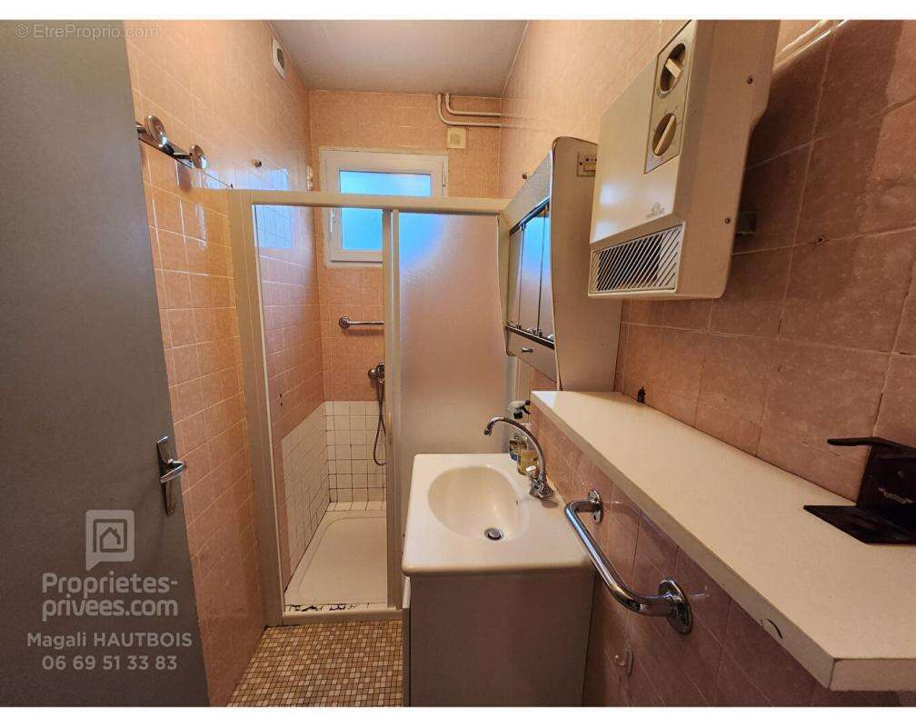 Maison à SAINT-HILAIRE-DU-HARCOUET