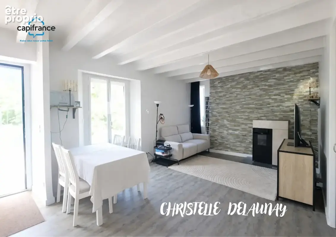 Maison de charme en pierre et bois à Saint Ouen Des Toits - photo 2