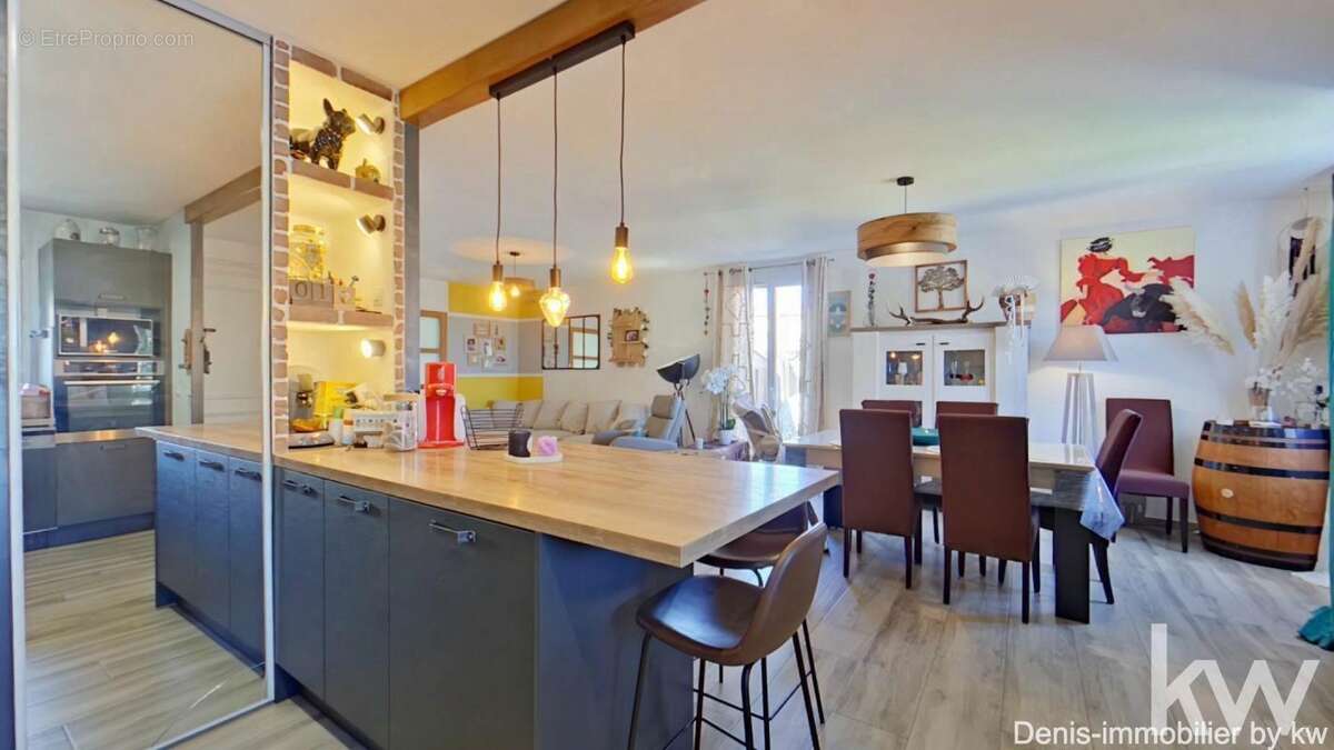 Maison à BOULETERNERE