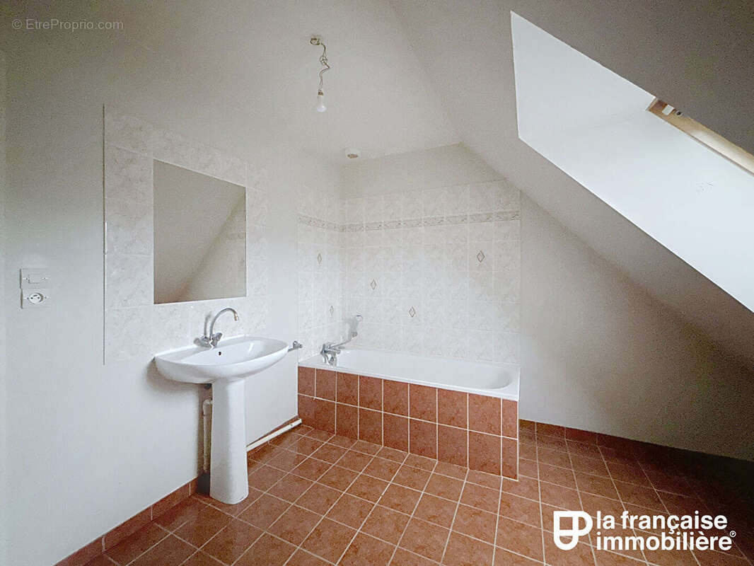 Maison à SAINT-AUBIN-DU-CORMIER