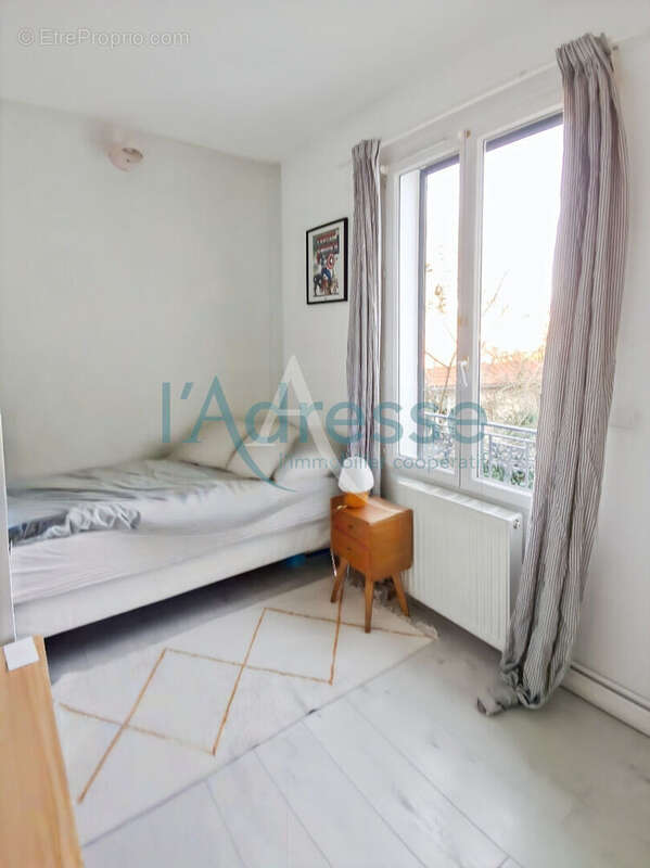 Appartement à SURESNES