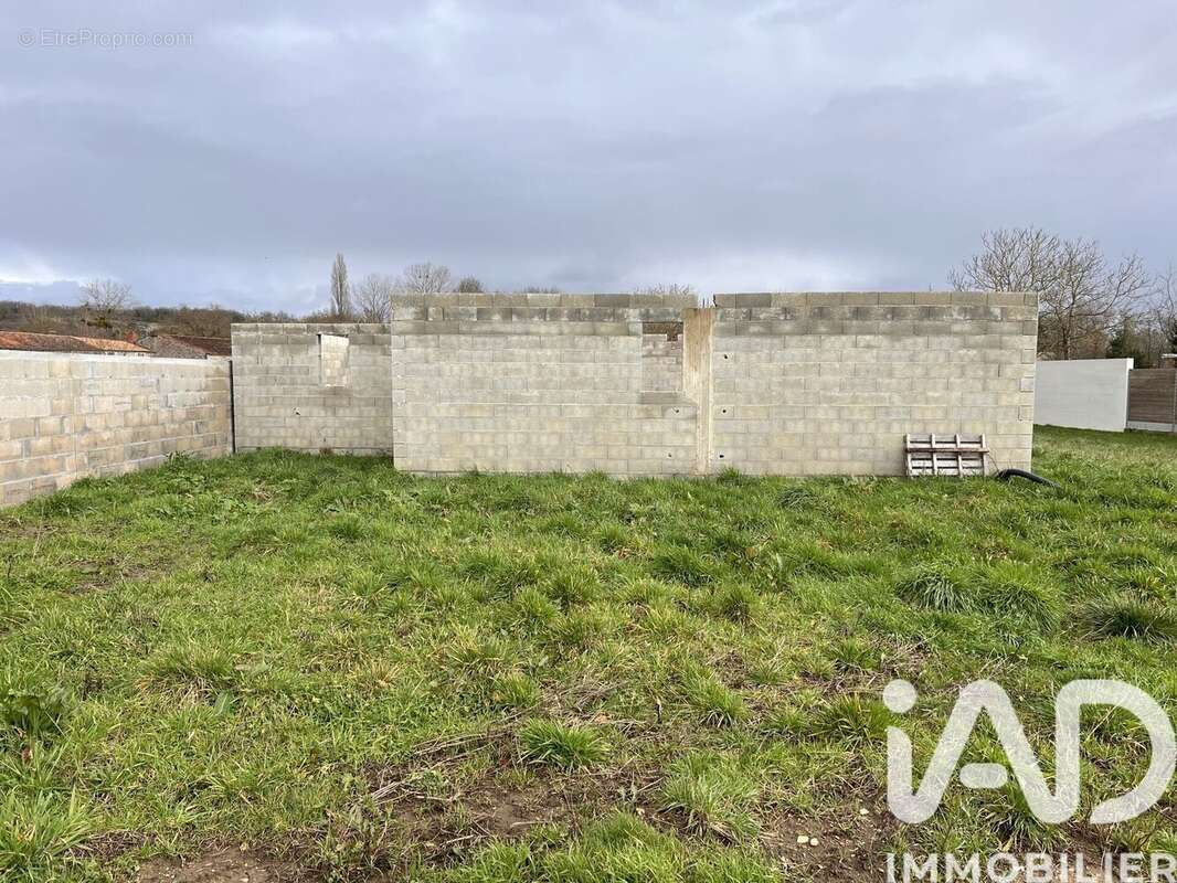 Maison 76 m² à Saint-Groux  - photo 8