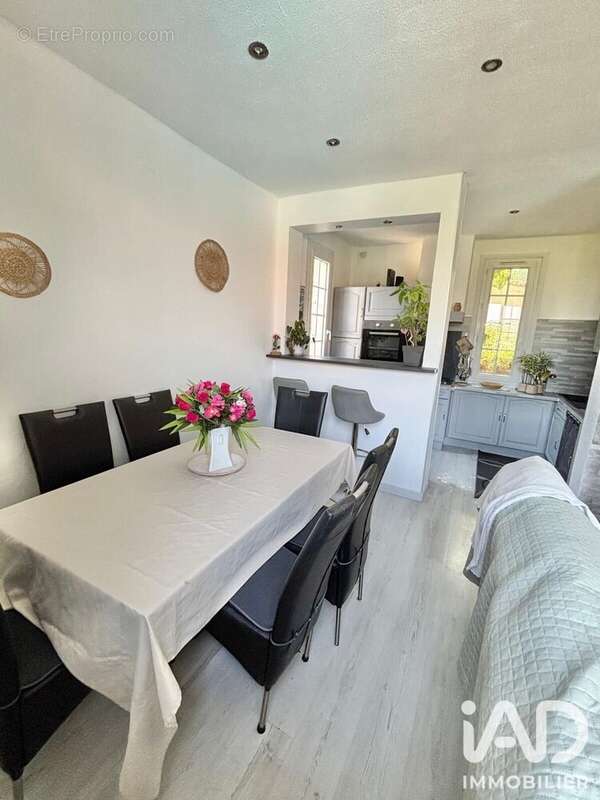 Maison 50 m² à Saint-Laurent-Du-Var  - photo 4