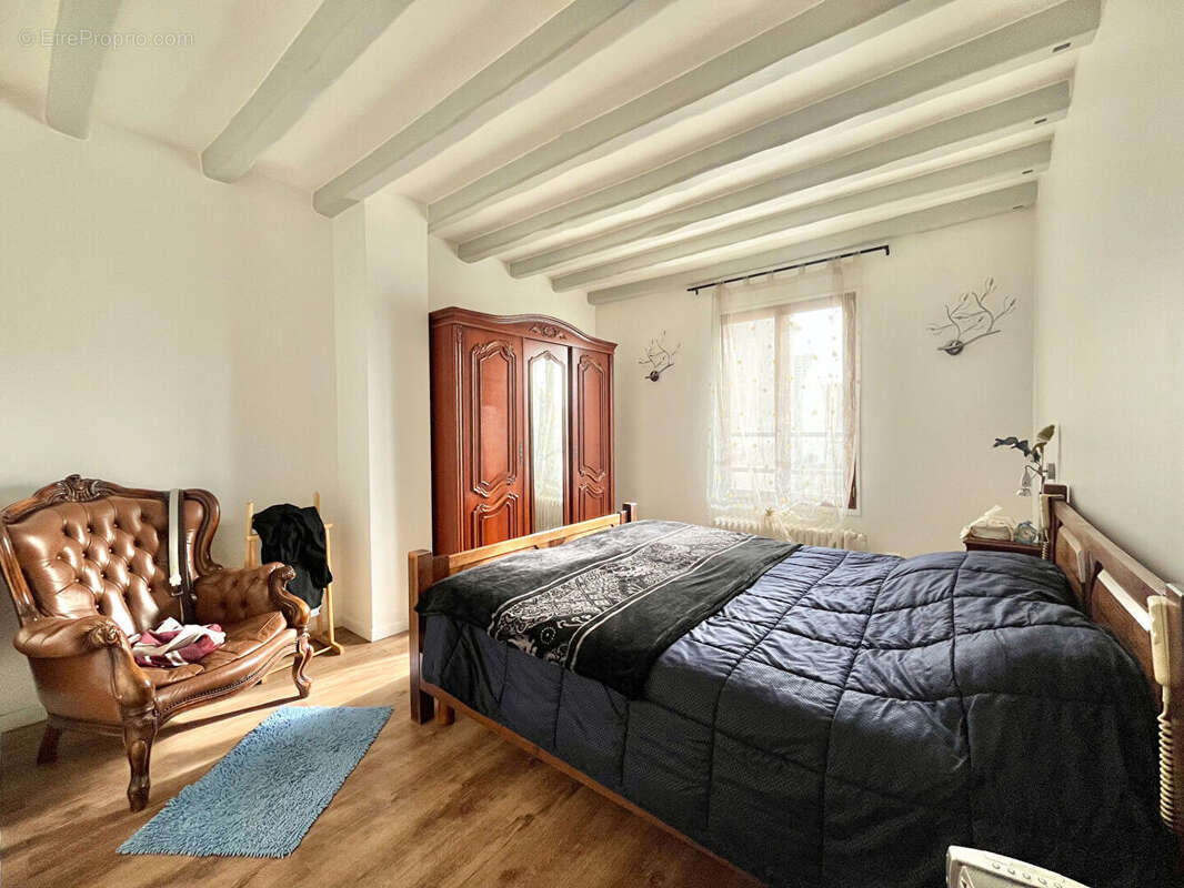 Maison à SARTROUVILLE