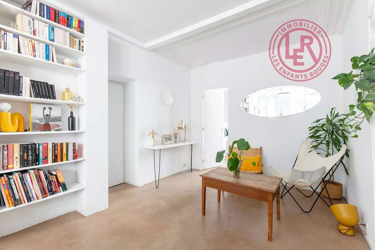 Appartement à PARIS-10E