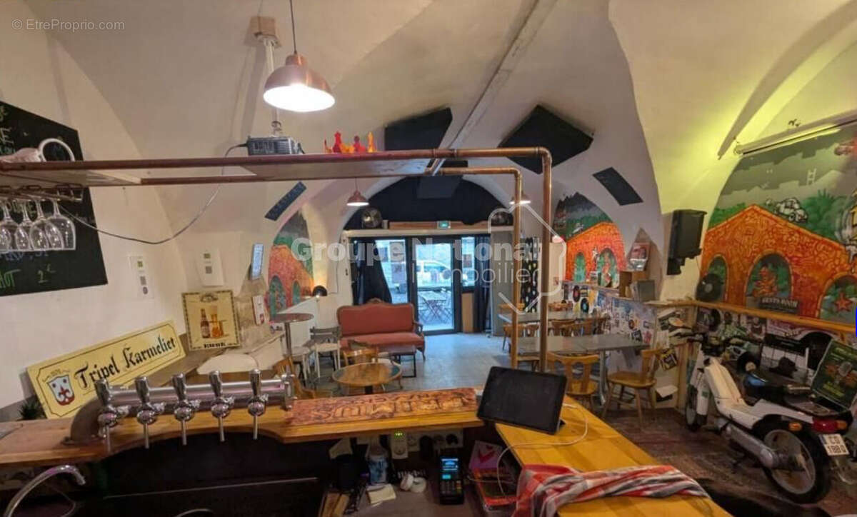 Commerce à SOMMIERES