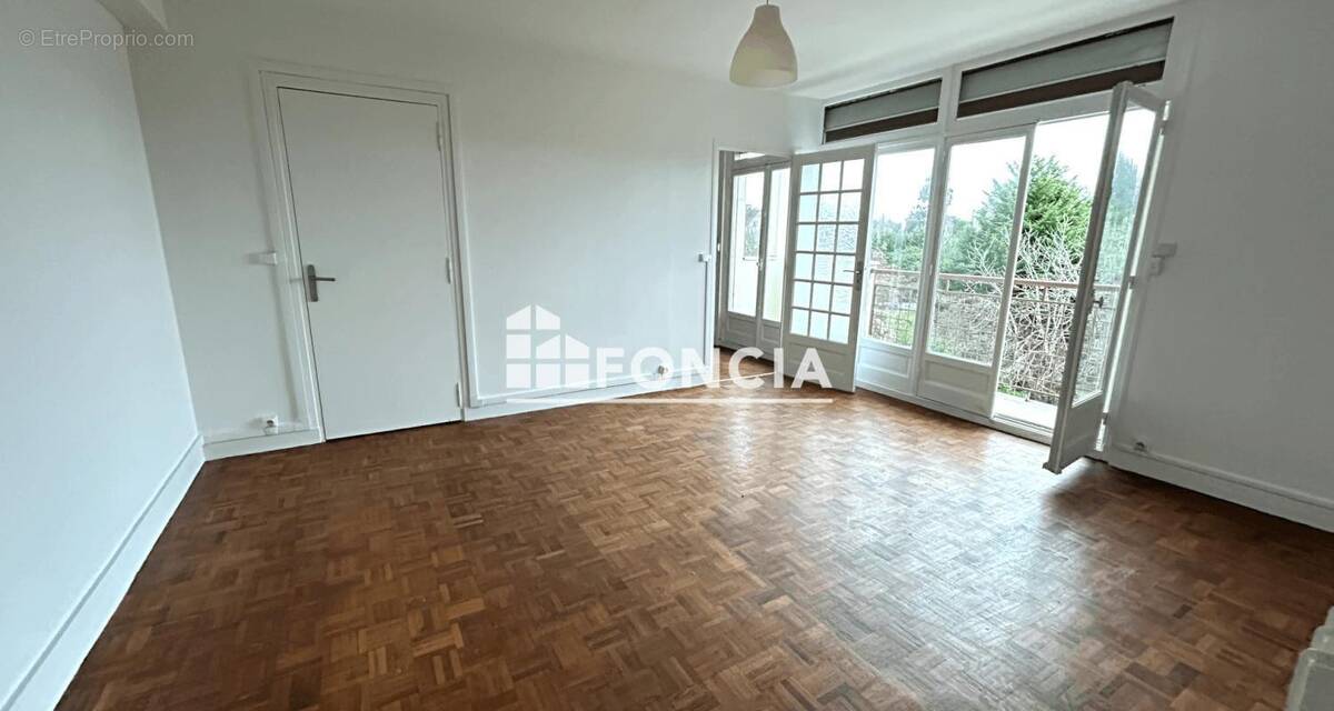 Appartement à FONTENAY-AUX-ROSES