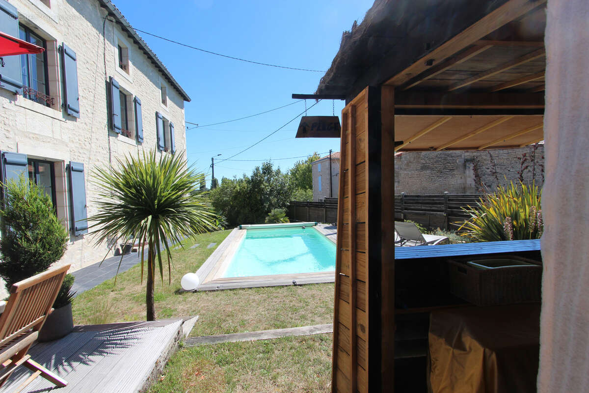 Maison à ECHIRE