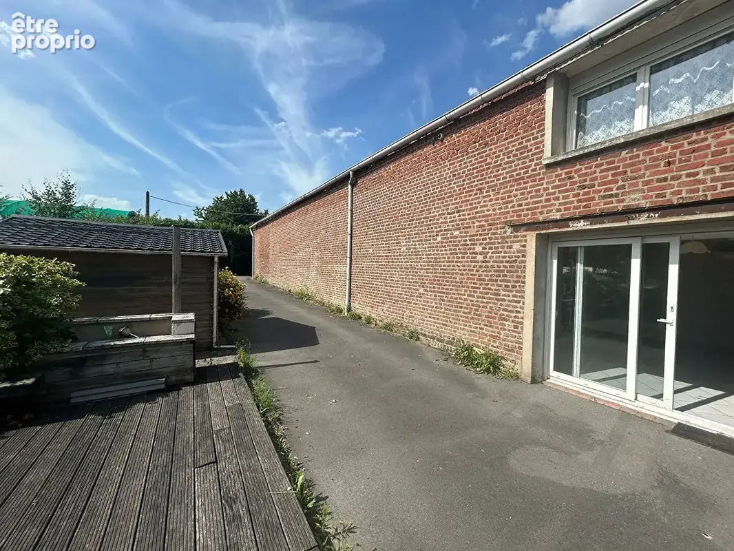 Commerce à HENIN-SUR-COJEUL