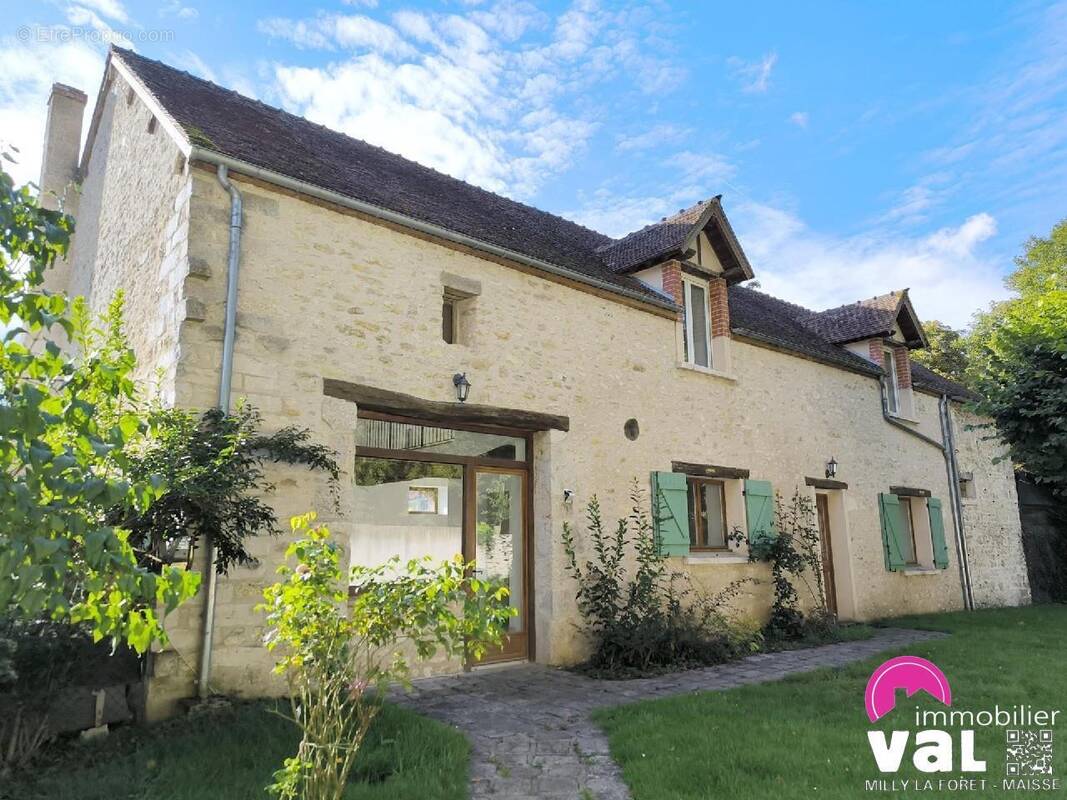 Maison à MILLY-LA-FORET