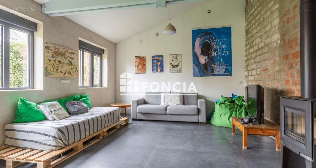 Maison à L'HAY-LES-ROSES