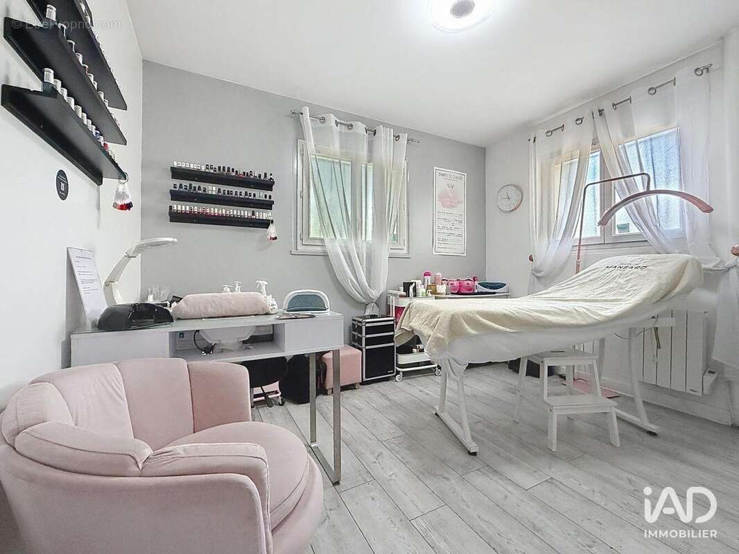 Photo 7 - Commerce à PONTAULT-COMBAULT