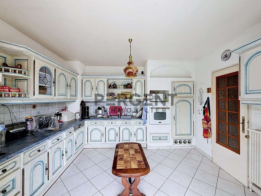 Maison à CHARLEVILLE-MEZIERES