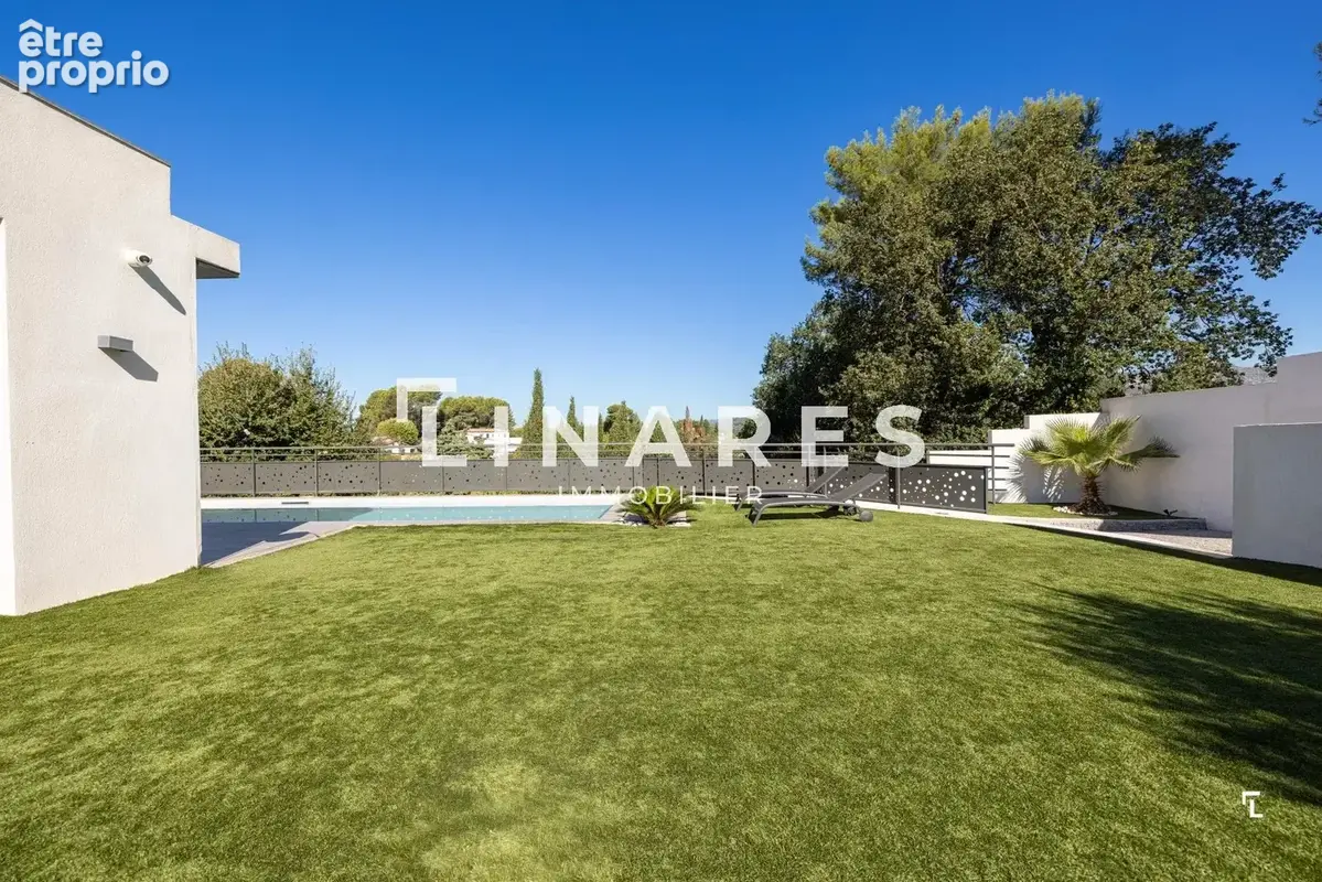 PERSPECTIVE CALIFORNIA  - Villa T5 de 394 m2 - Garage de 59 m2 - Terrain - Jardin - Piscine - Garage - 13400 Aubagne - photo 19