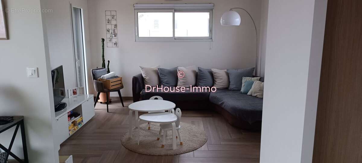 Maison à SAINT-MARTIN-DES-NOYERS