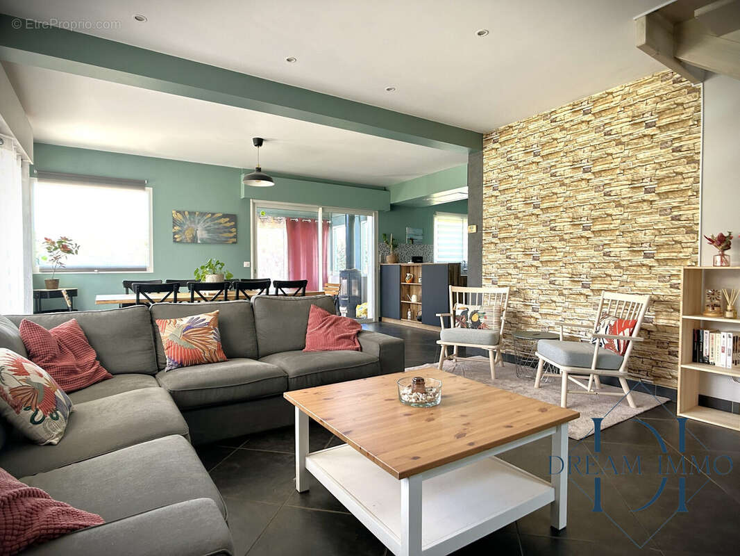 Maison à RIVIERE-SAAS-ET-GOURBY