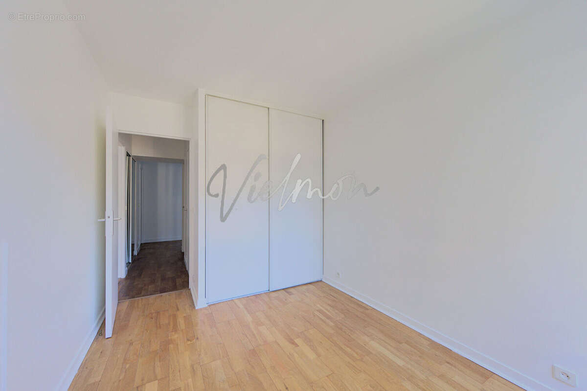 Appartement à LEVALLOIS-PERRET