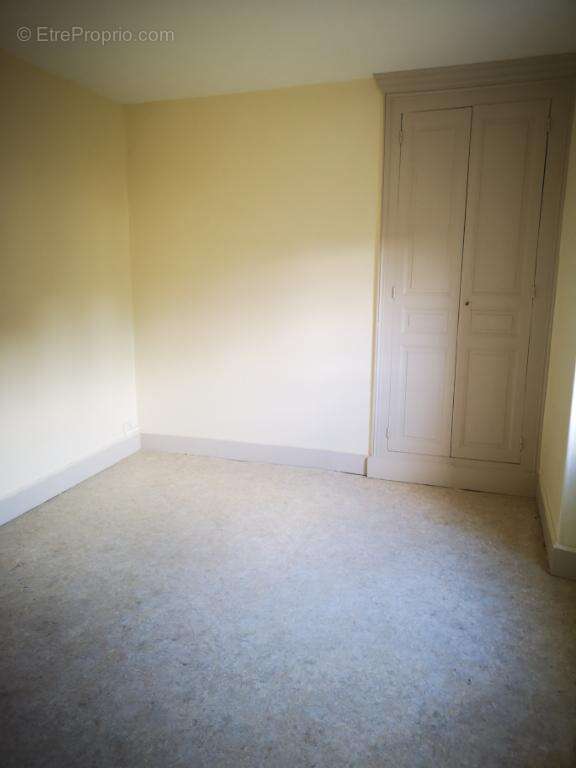 Appartement à SAINT-ELOY-LES-MINES