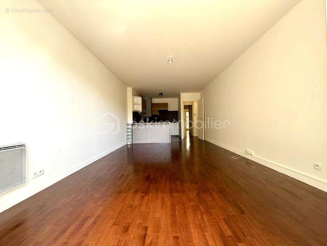 Appartement à ROSNY-SOUS-BOIS