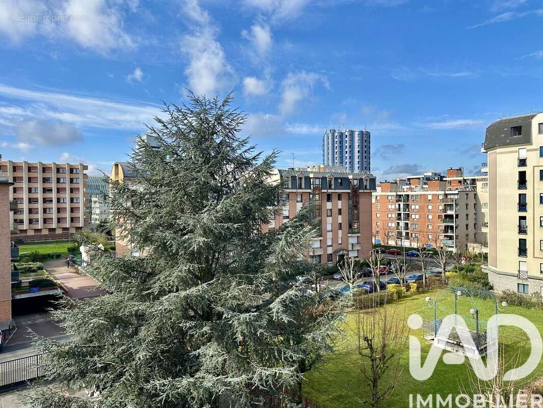 Photo 4 - Appartement à CERGY