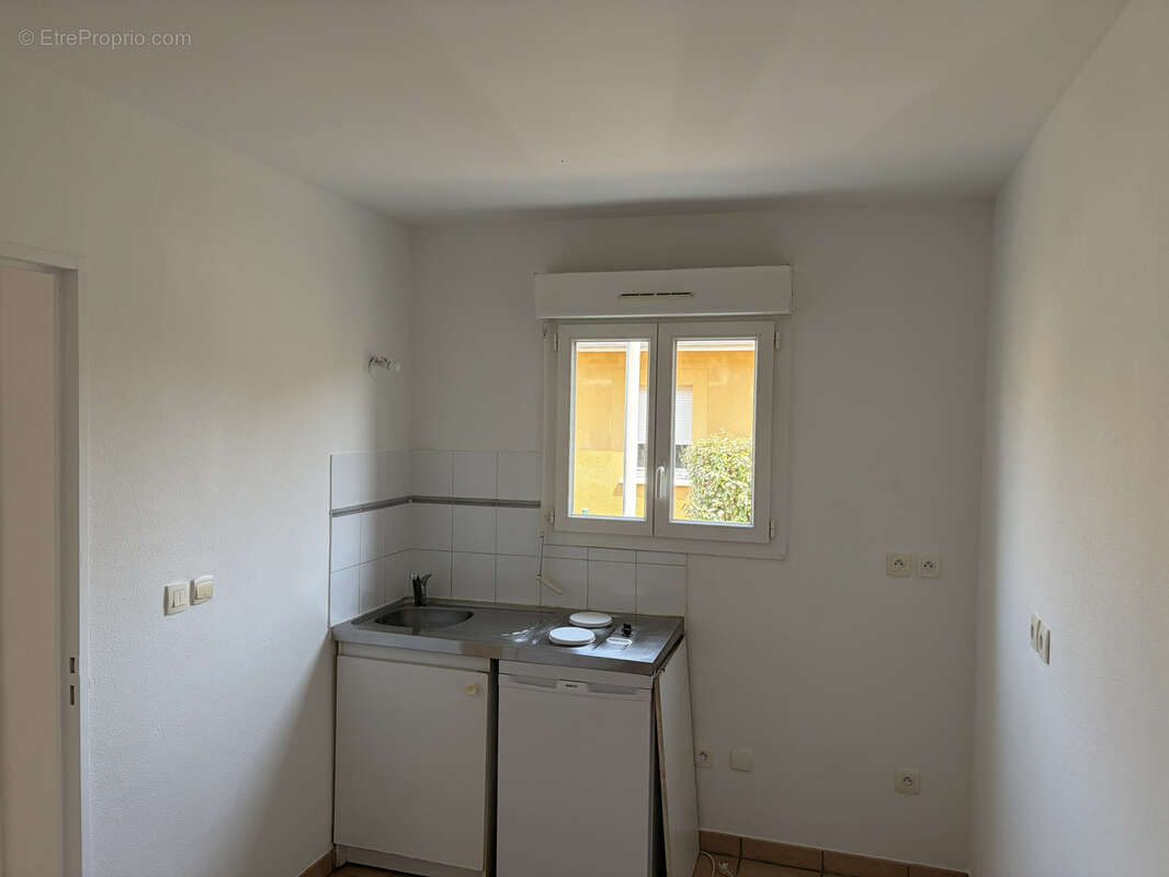 Maison T3 avec jardin privatif à vendre   ETAULIERS-Libre de tout occupant ! - photo 4