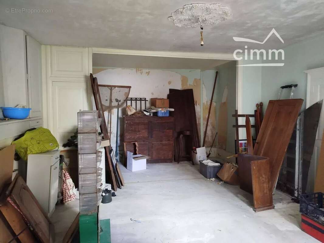 Maison de ville à rénover - photo 6
