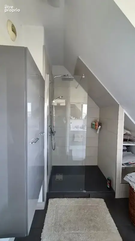 Appartement Duplex - 92 m2 - La RICHE - photo 5