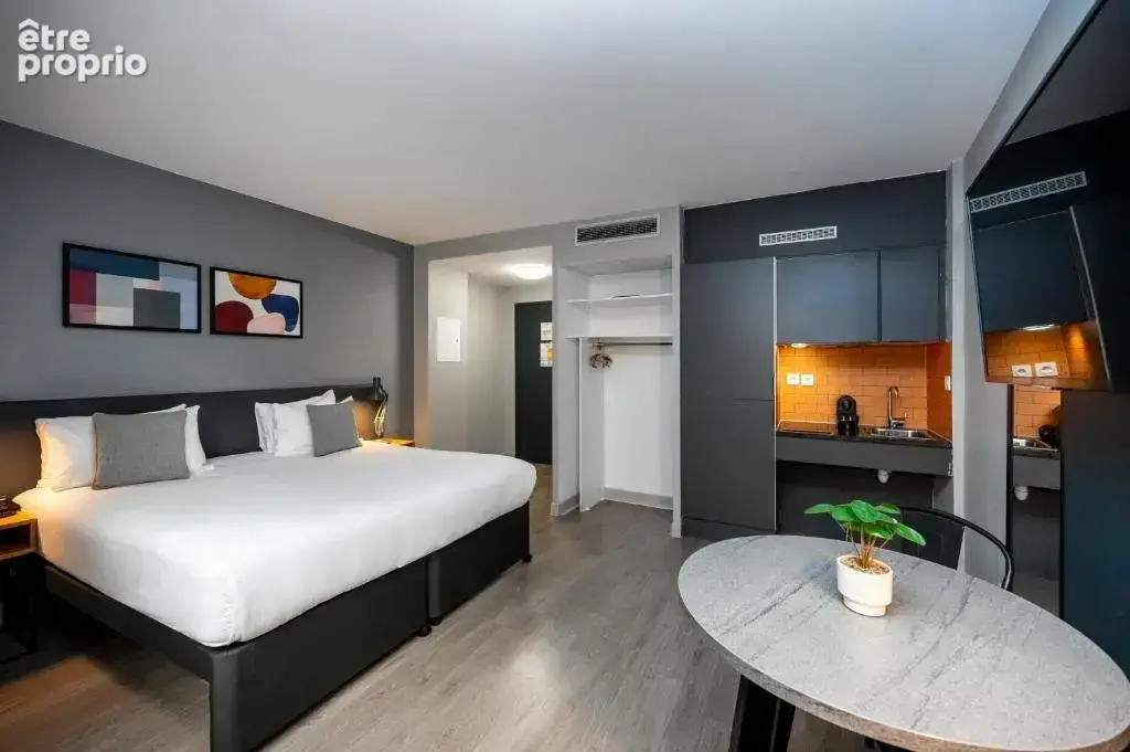 INVESTISSEMENT LOCATIF  Marseille  Résidence d'Affaire et de Tourisme StayCity - Centre Vieux Port Marseille - 7,04% de rentab - photo 2