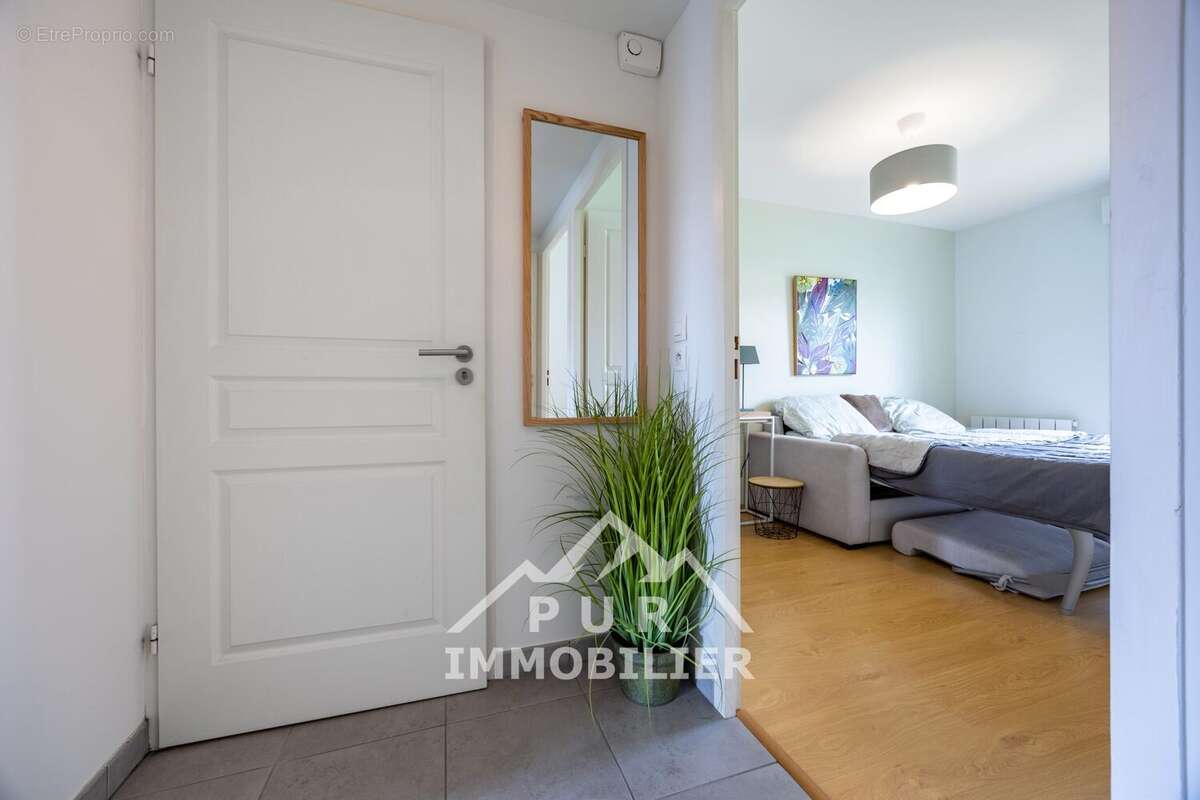 Appartement à VETRAZ-MONTHOUX