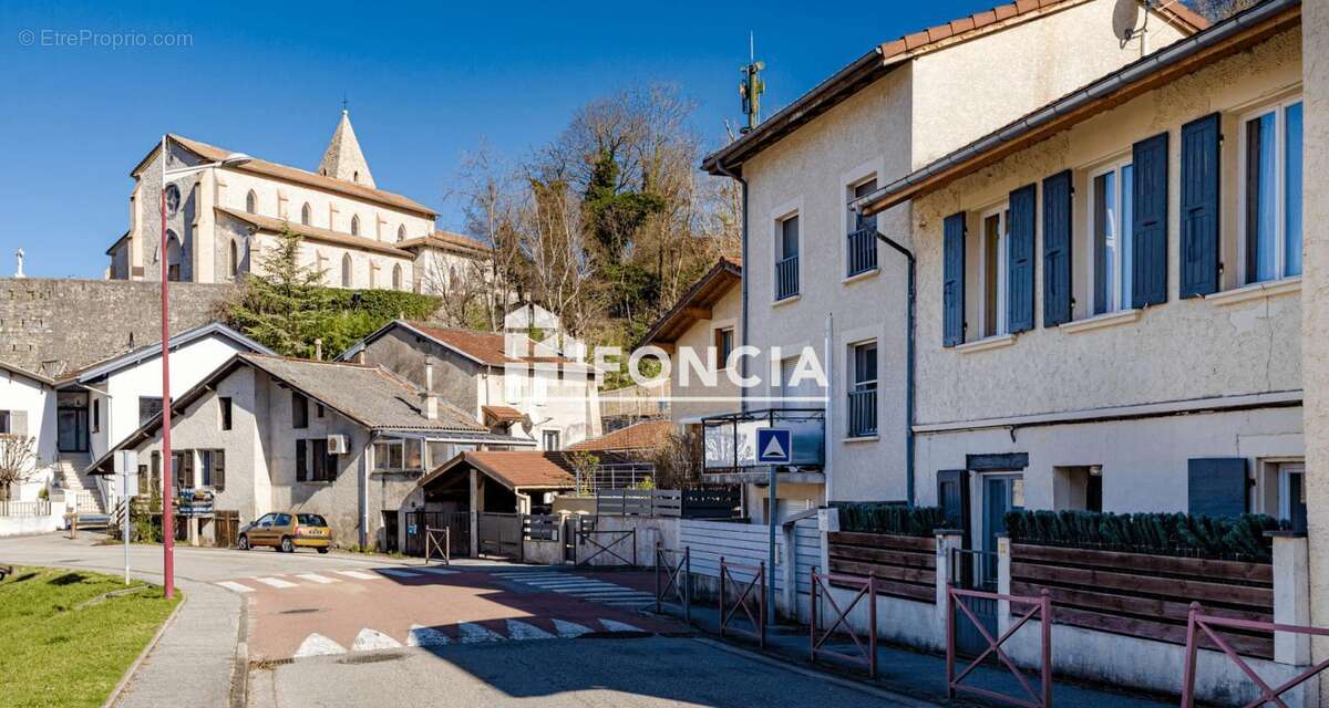 Maison à VARCES-ALLIERES-ET-RISSET