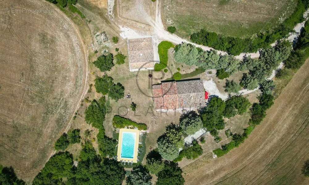 Ferme restaurée du XVIIIe siècle avec 6 chambres + 3 appartements pour invités sur 27 hectares près de Cagli, Marches. Piscine,  - photo 15