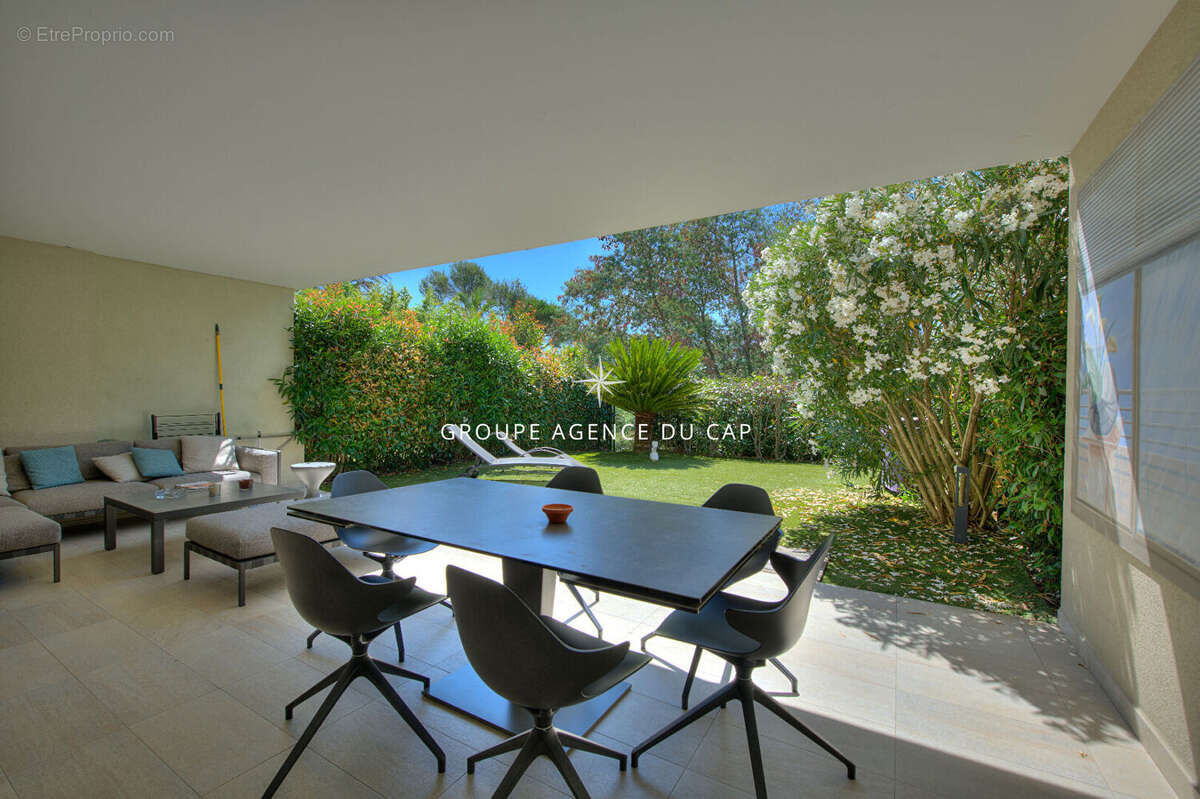 Appartement à SAINT-RAPHAEL