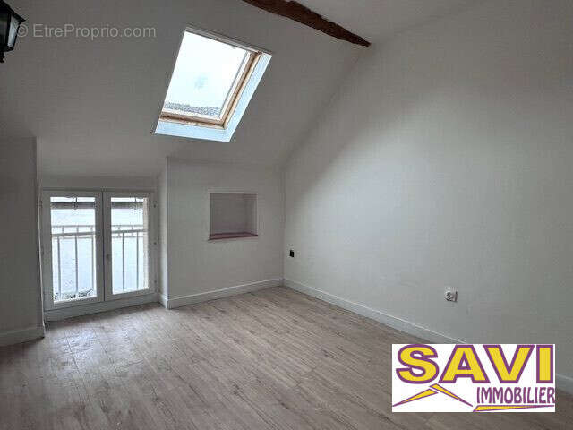 Maison à FERRIERES-EN-GATINAIS