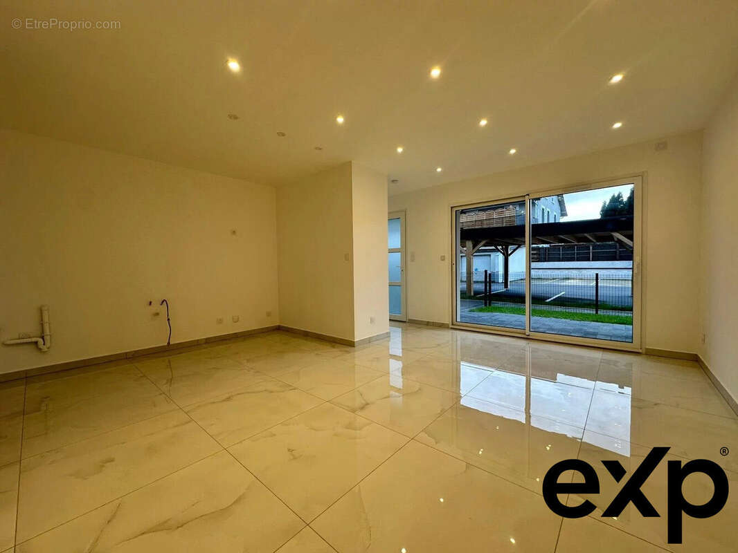 Appartement à GRESY-SUR-AIX