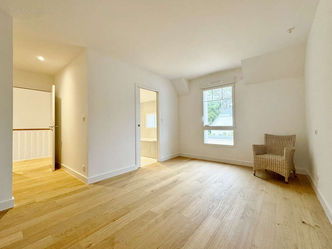 Maison à LE POULIGUEN